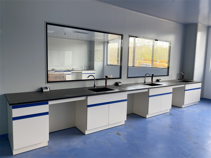 全钢实验室工作台价格